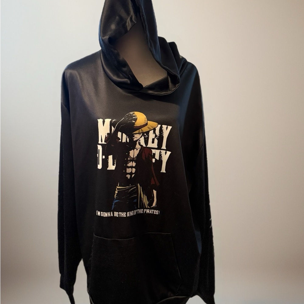 Black Graphic‎ Crewneck Sweater